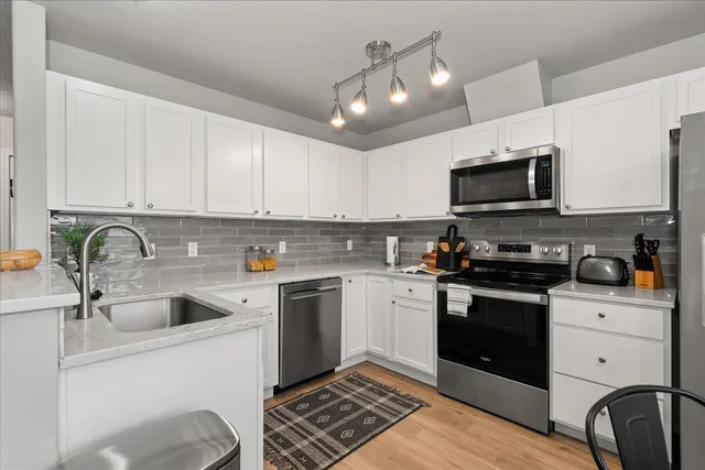 $275,000 | 13405 East Sprague Avenue, Unit B103, Spokane Valley, WA 99216