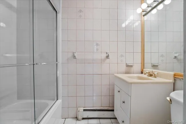 $725,000 | 25 Ford Drive West, Massapequa, NY 11758