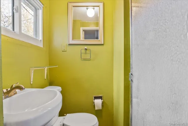 $725,000 | 25 Ford Drive West, Massapequa, NY 11758