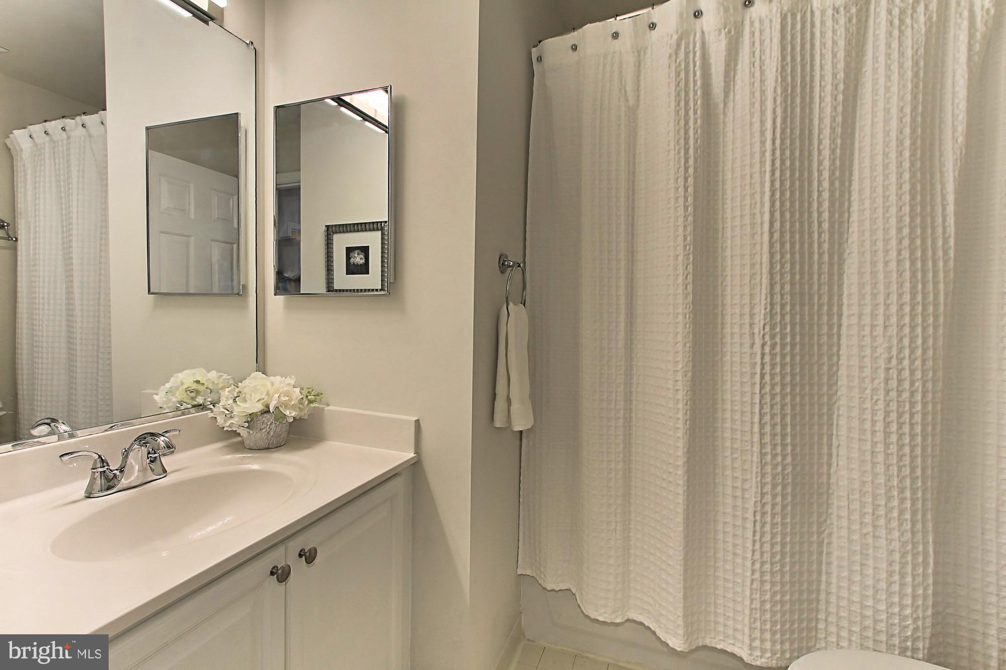 8544 Hooes Road Springfield, VA 22153 - Photo 32 of 45 Gallery Image 32