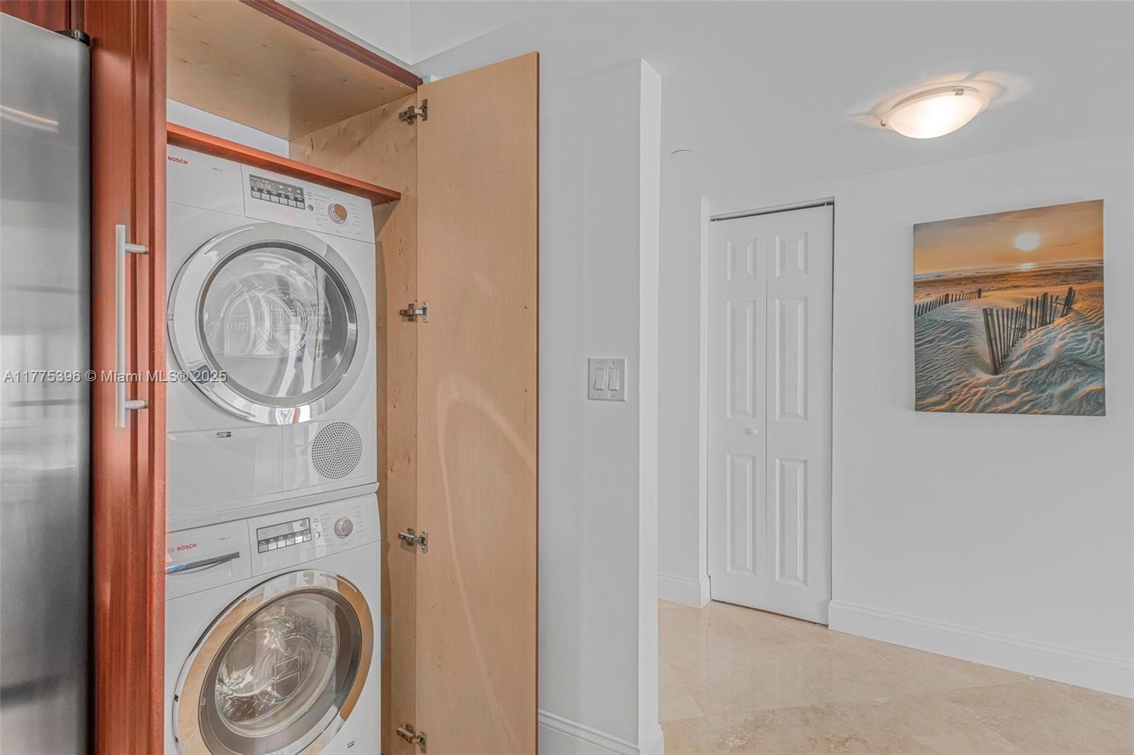 Brickell Place Miami, FL 33129 - Photo 11 of 44