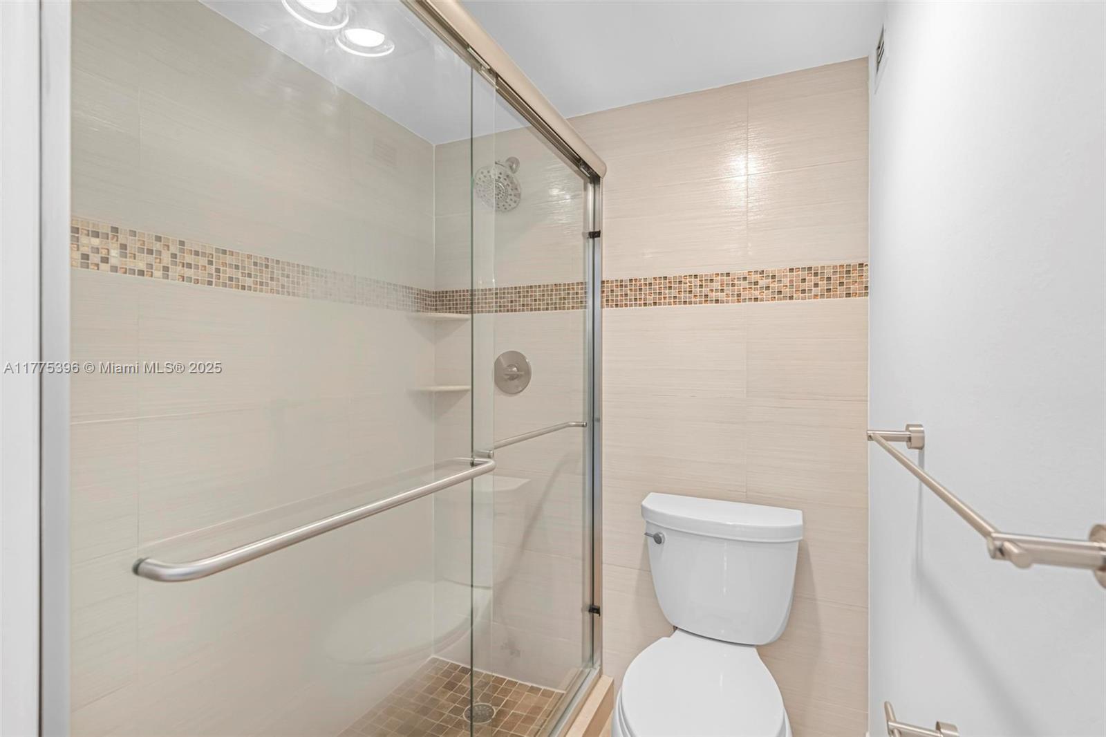 Brickell Place Miami, FL 33129 - Photo 20 of 44