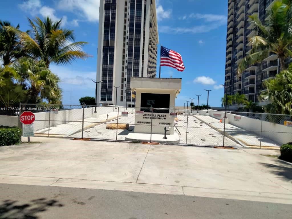 Brickell Place Miami, FL 33129 - Photo 43 of 44