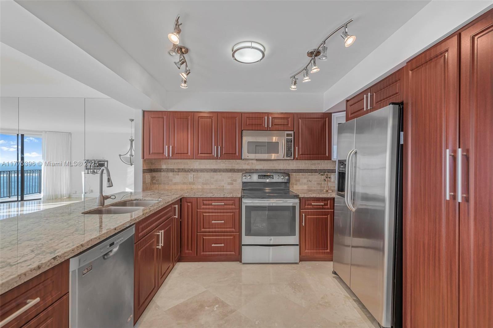 Brickell Place Miami, FL 33129 - Photo 10 of 44