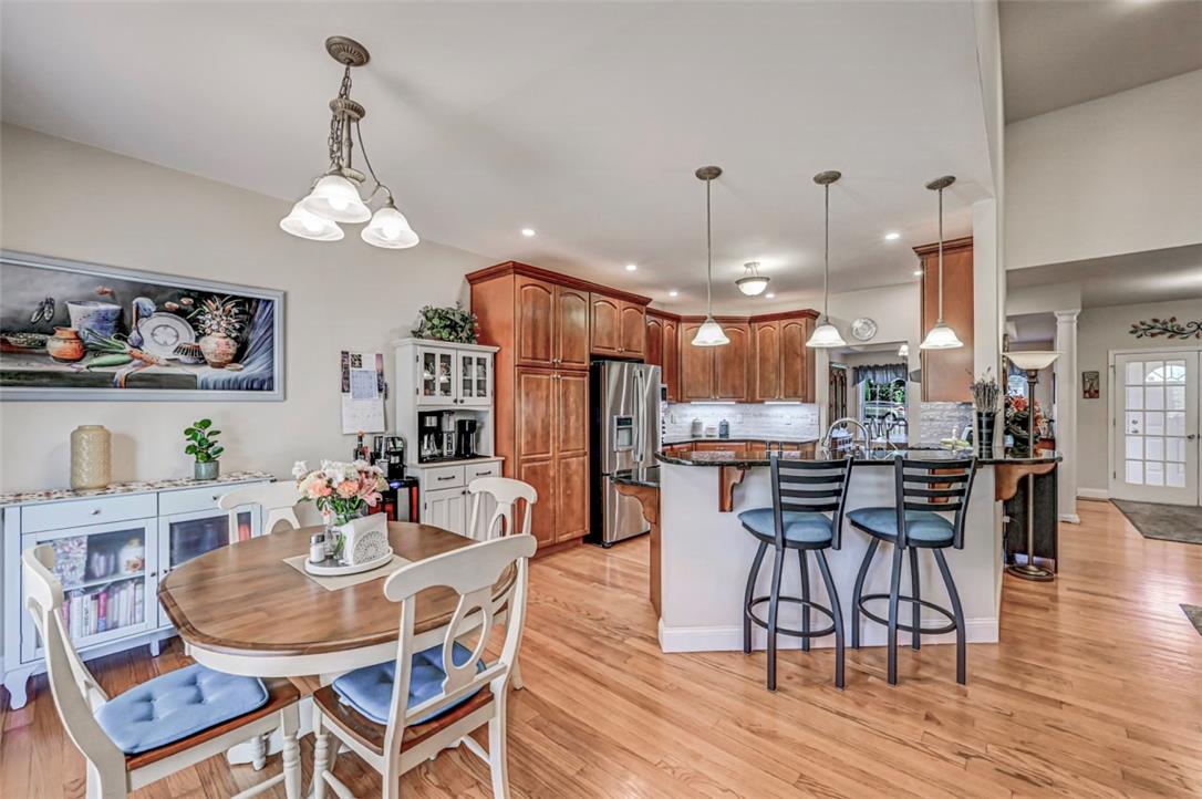 112 Michaels Run Road Stroudsburg, PA 18360 - Photo 21 of 69 Enjoy formal and informal dining in this well-appointed home.