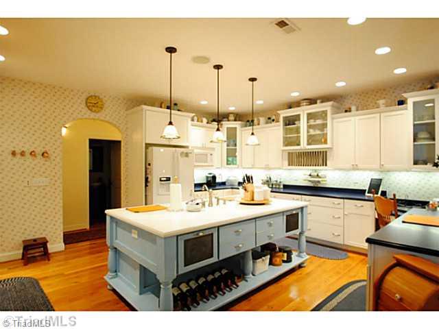 171 Primrose Road Advance, NC 27006 - Photo 3 of 16 Kitchen.