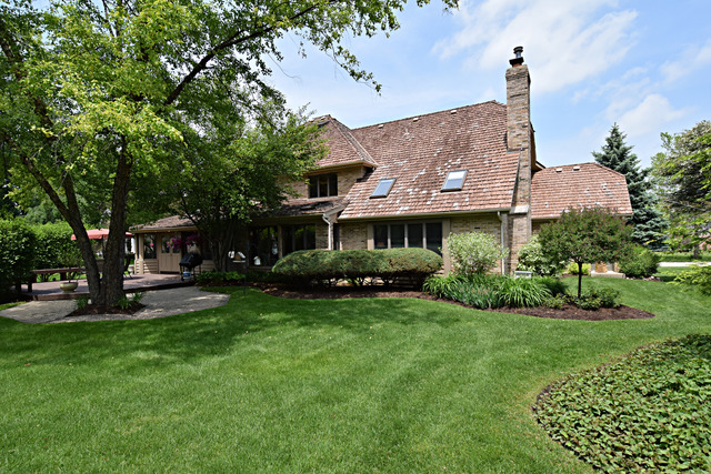 2907 Turnberry Road St. Charles, IL 60174 - Photo 21 of 25 a view of a house with a yard porch and sitting area