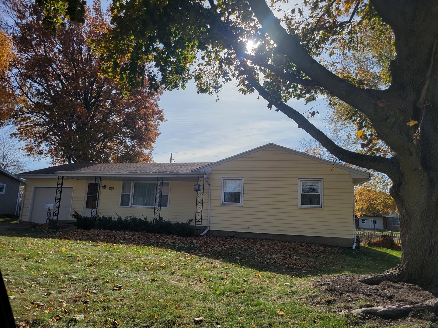a house view with a outdoor space