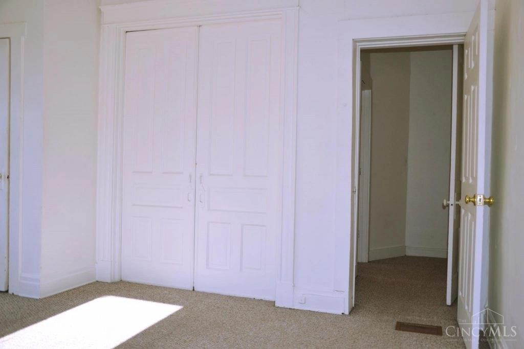 502 Riddle Road Cincinnati, OH 45220 - Photo 25 of 54 Gallery Image 25