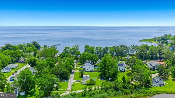 $1,470,000 | 5235 Al Jones Drive, Shady Side, MD 20764