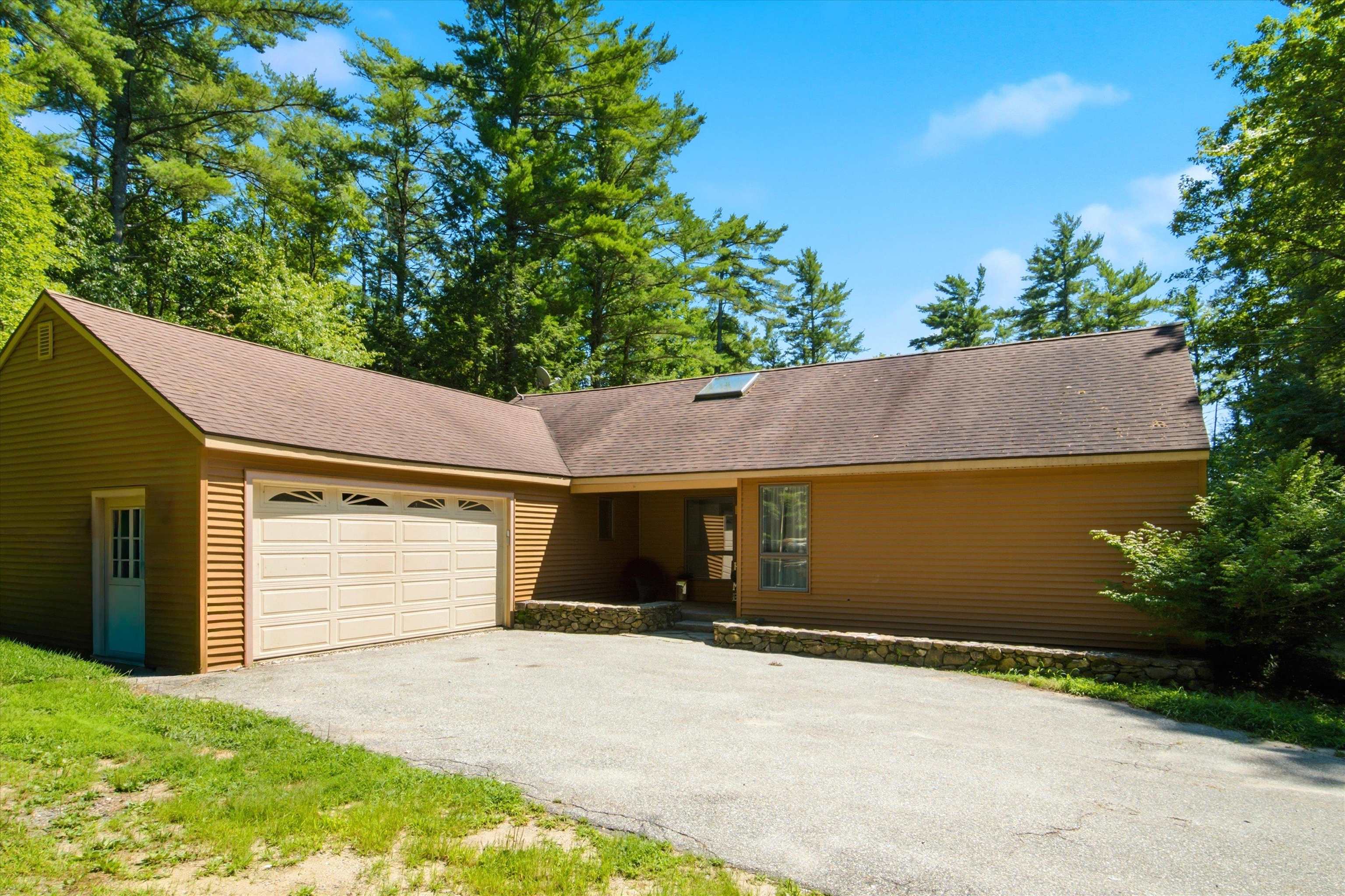 103 Lacy Road Jaffrey, NH 03452 - Photo 5 of 52 Gallery Image 5