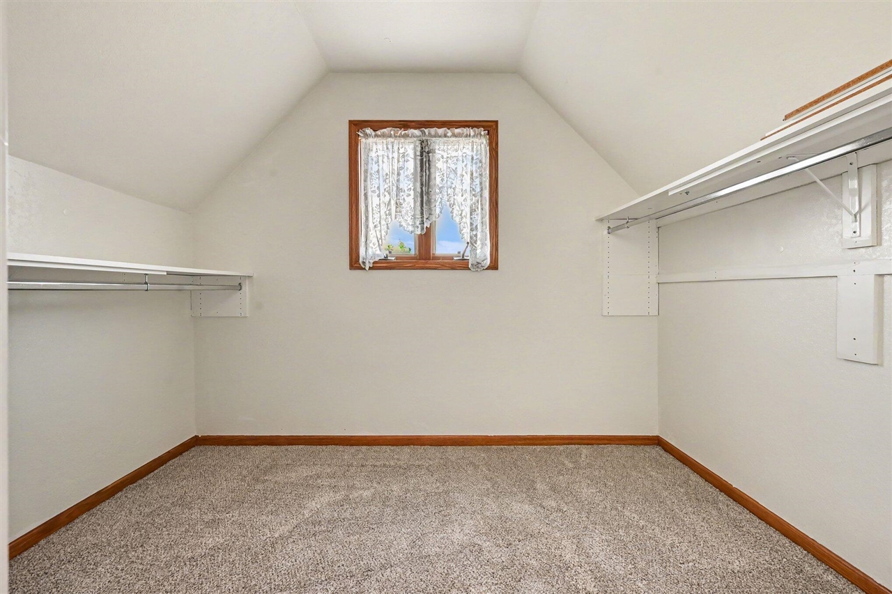 14 Blue Stone Ridge Battle Creek, MI 49014 - Photo 23 of 33