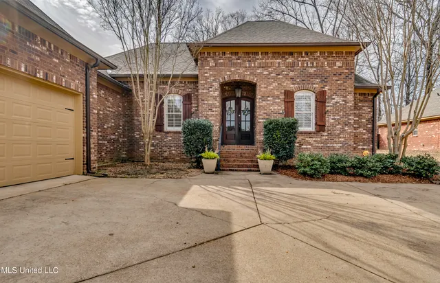 $415,000 | 125 Muscadine Path, Madison, MS 39110