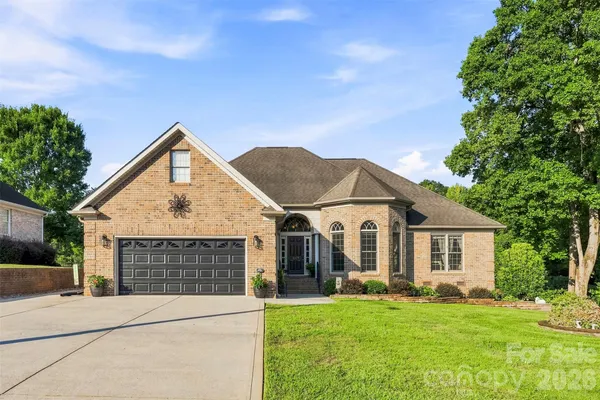$549,900 | 1277 White Pond Drive, Gastonia, NC 28056