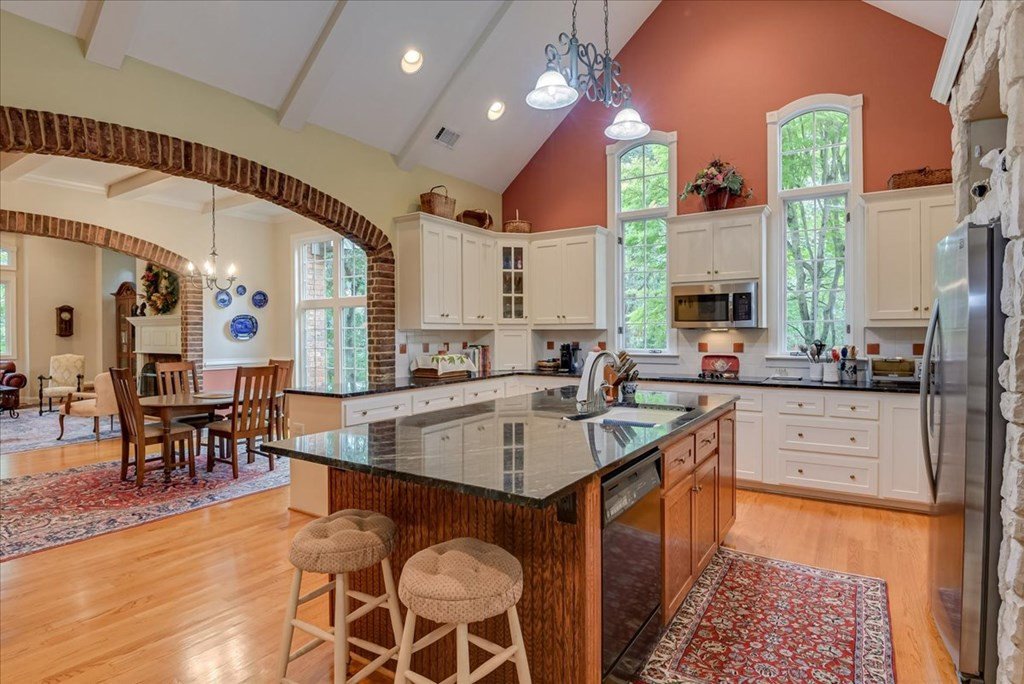220 Sunderland Road Aiken, SC 29803 - Photo 4 of 60