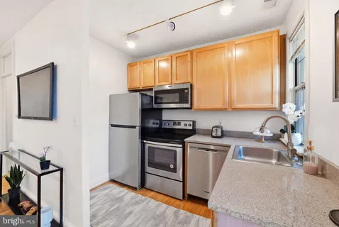 $349,000 | 1401 Columbia Road Northwest, Unit 414, Washington, DC 20009