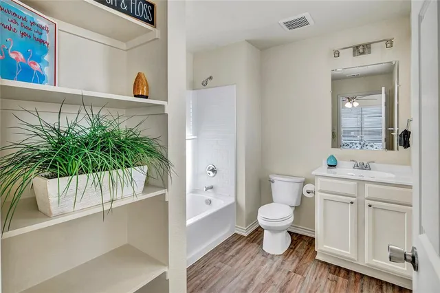 $199,000 | 1701 St Louis Avenue, Fort Worth, TX 76110