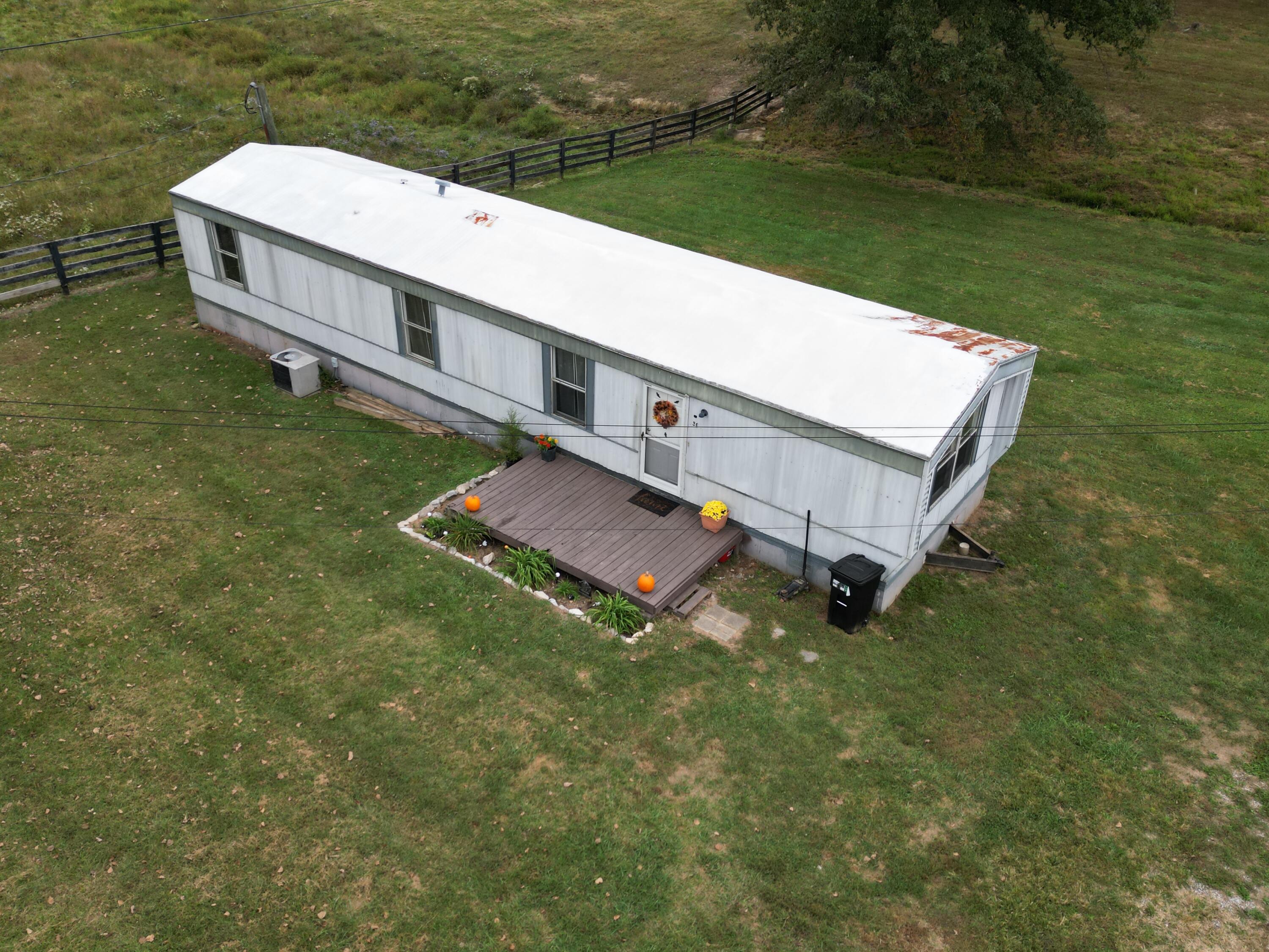 26 Game Cock Road East Bernstadt, KY 40729 - Photo 9 of 51 DJI_0048