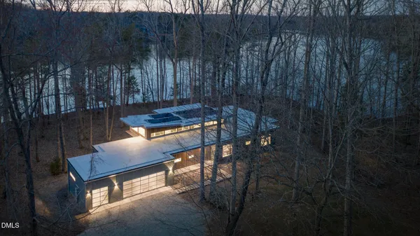 $1,500,000 | 928 Shorefront Lane, Hillsborough, NC 27278