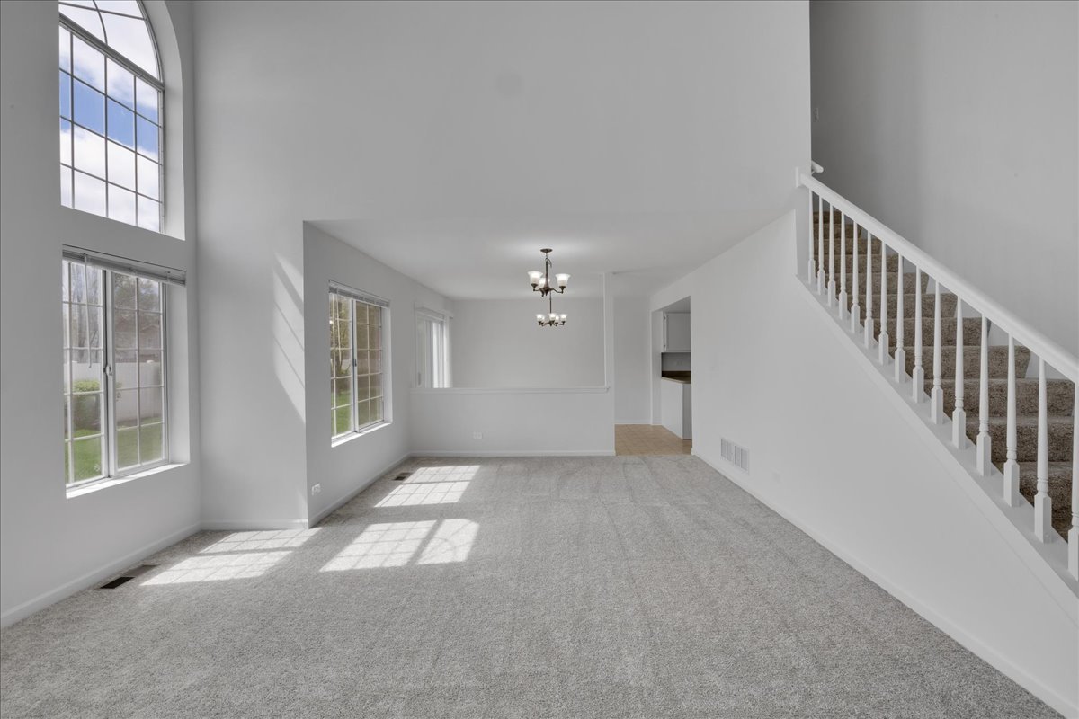 1137 Longford Road Bartlett, IL 60103 - Photo 9 of 33