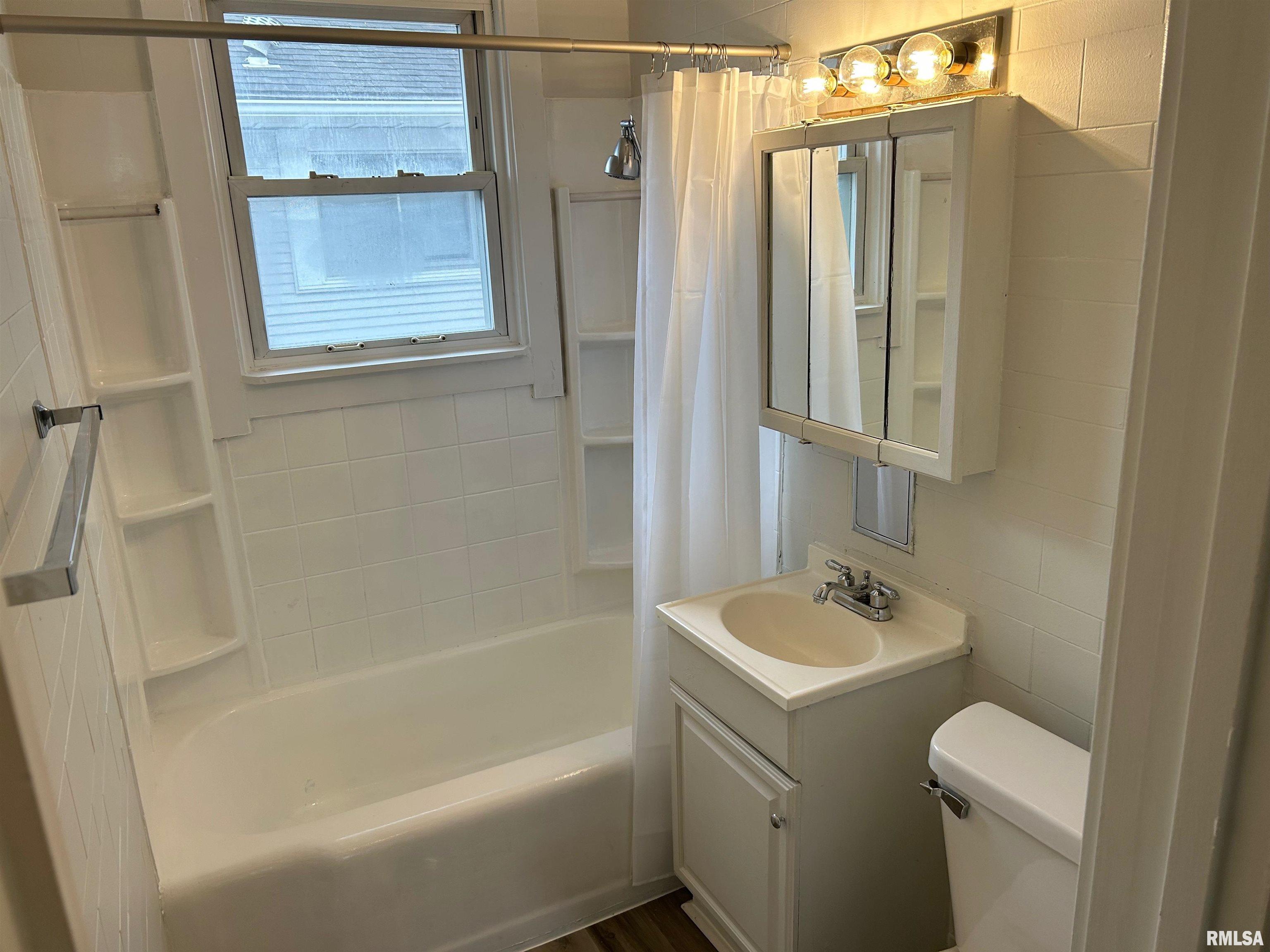 2301 Yale Boulevard Springfield, IL 62703 - Photo 14 of 29