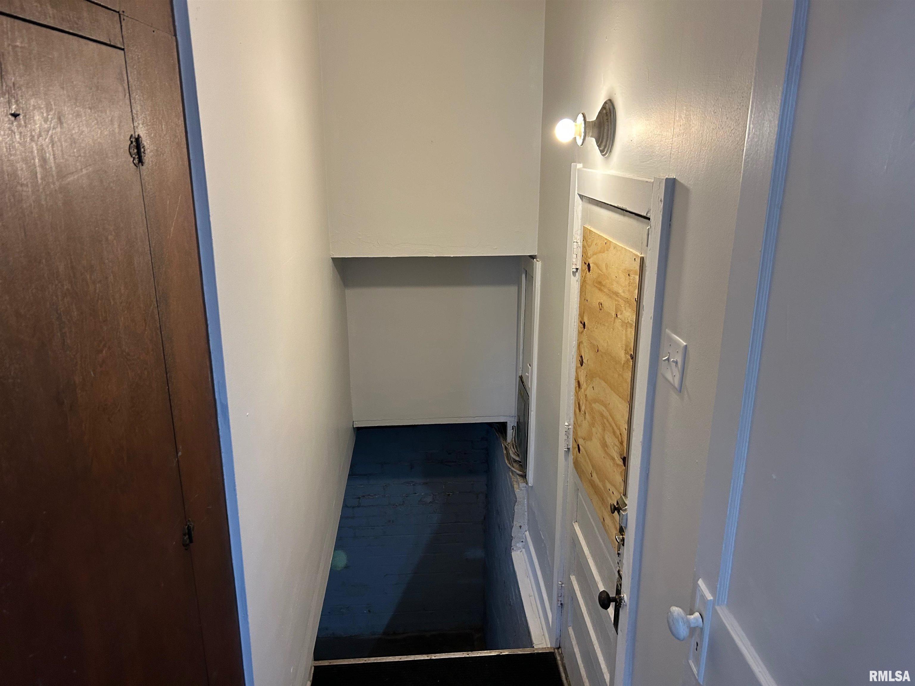 2301 Yale Boulevard Springfield, IL 62703 - Photo 18 of 29