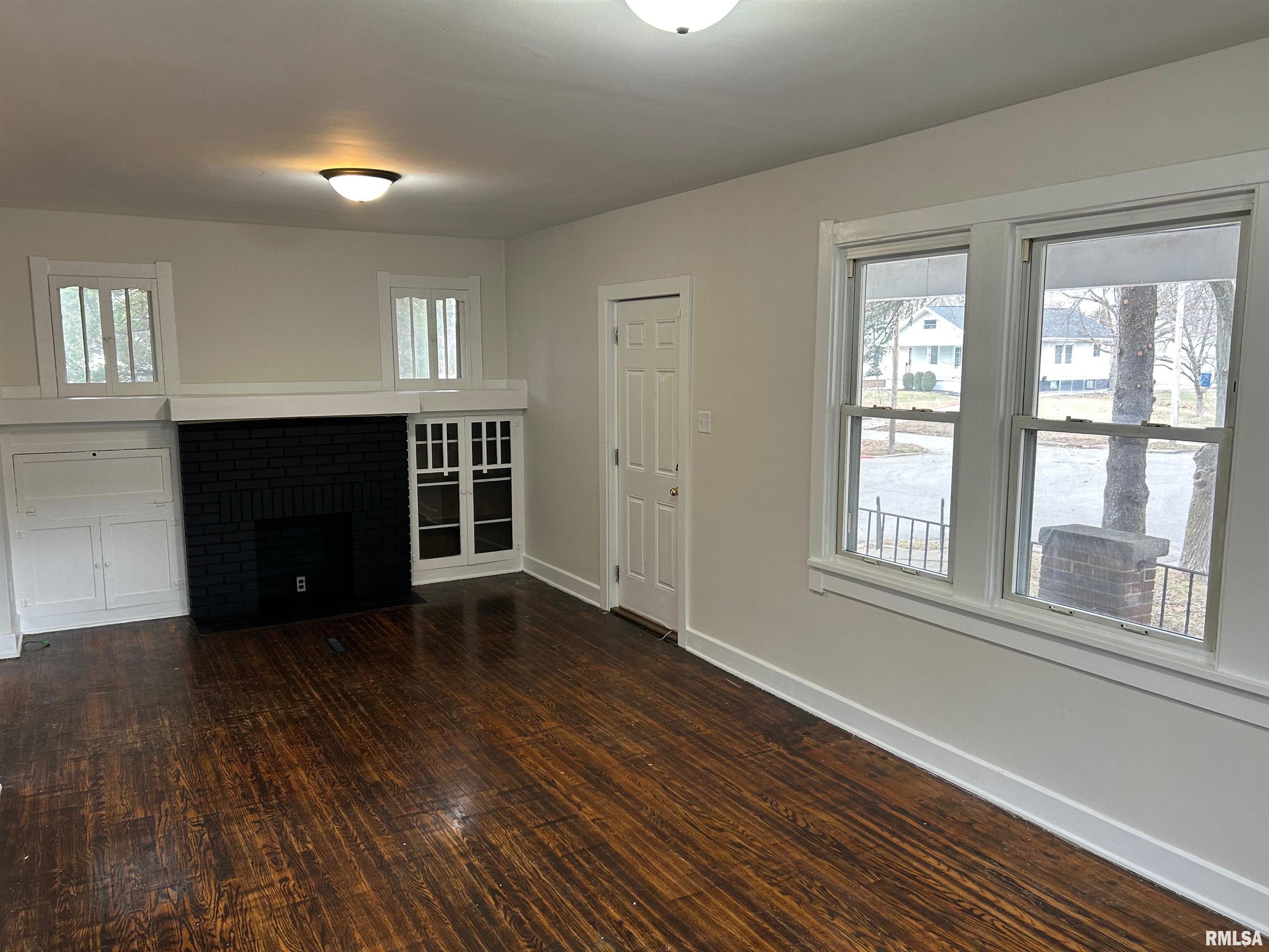 2301 Yale Boulevard Springfield, IL 62703 - Photo 4 of 29