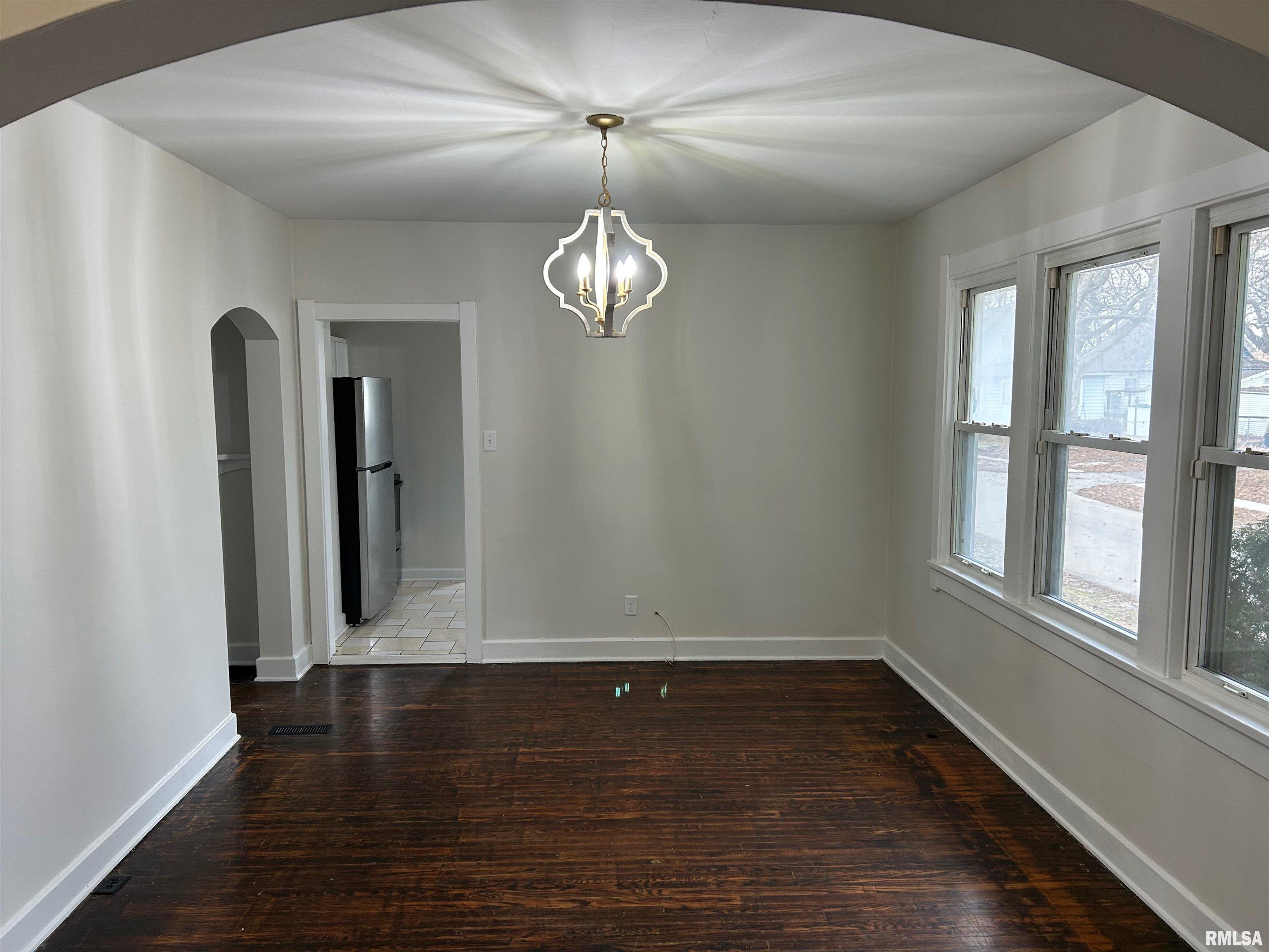 2301 Yale Boulevard Springfield, IL 62703 - Photo 7 of 29