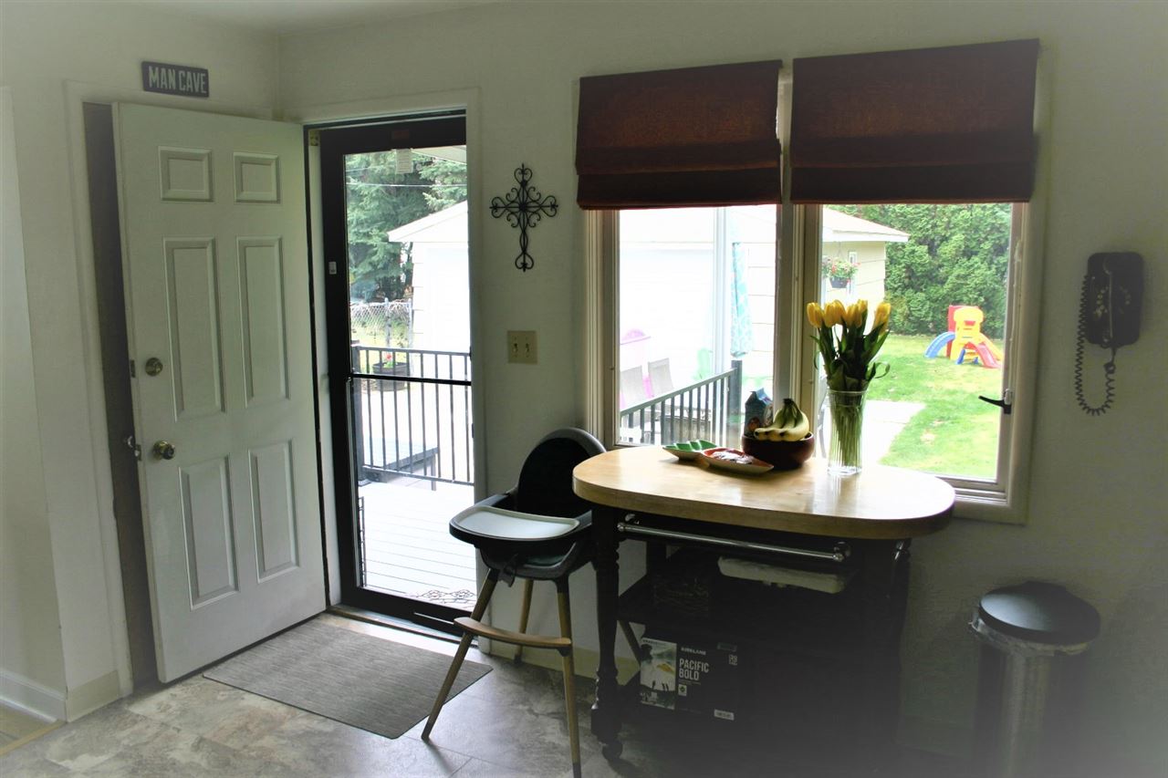 609 West Barnes Road Spokane, WA 99218 - Photo 7 of 20