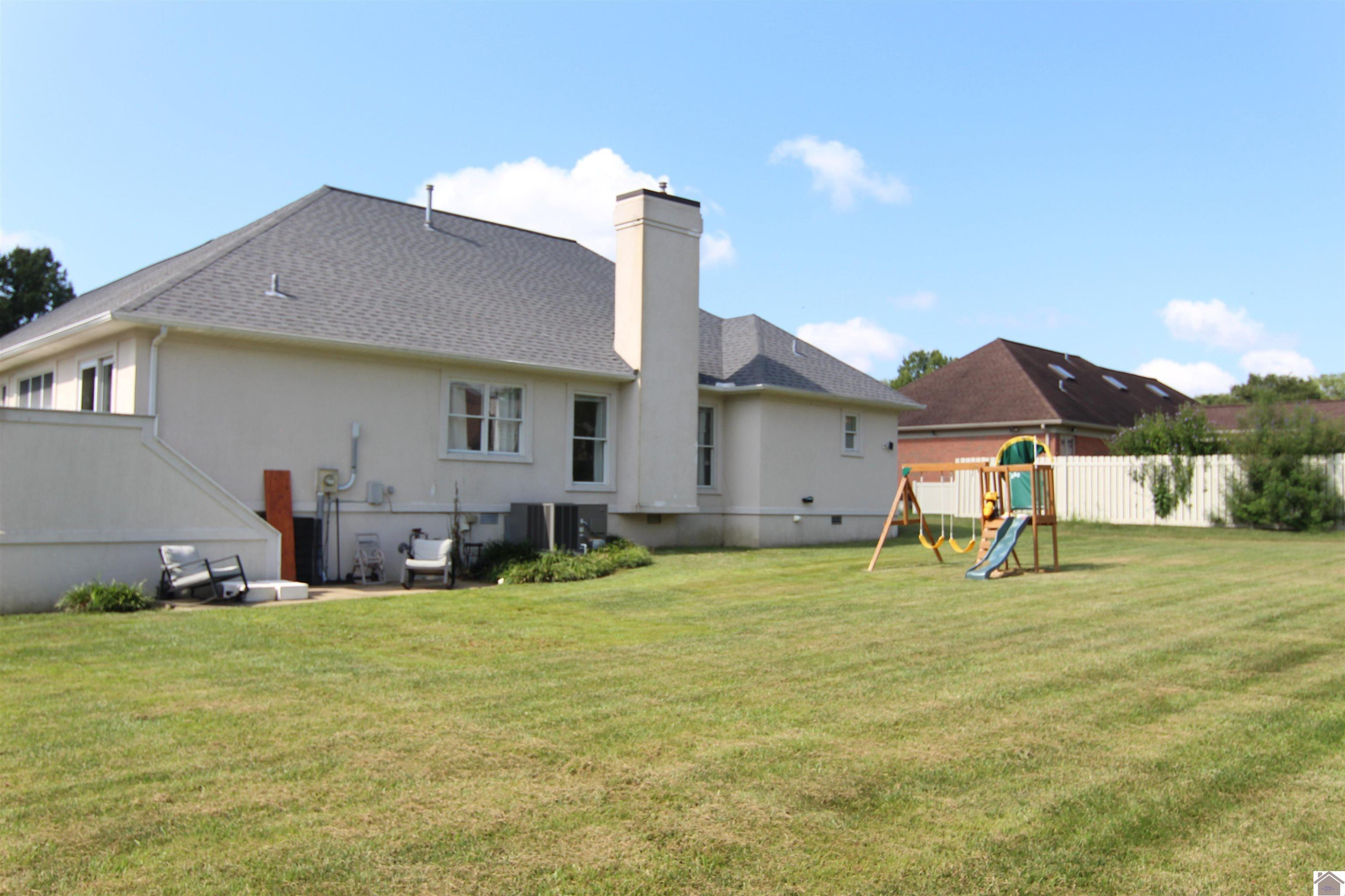 2114 Country Road Murray, KY 42071 - Photo 4 of 27 Photo 4