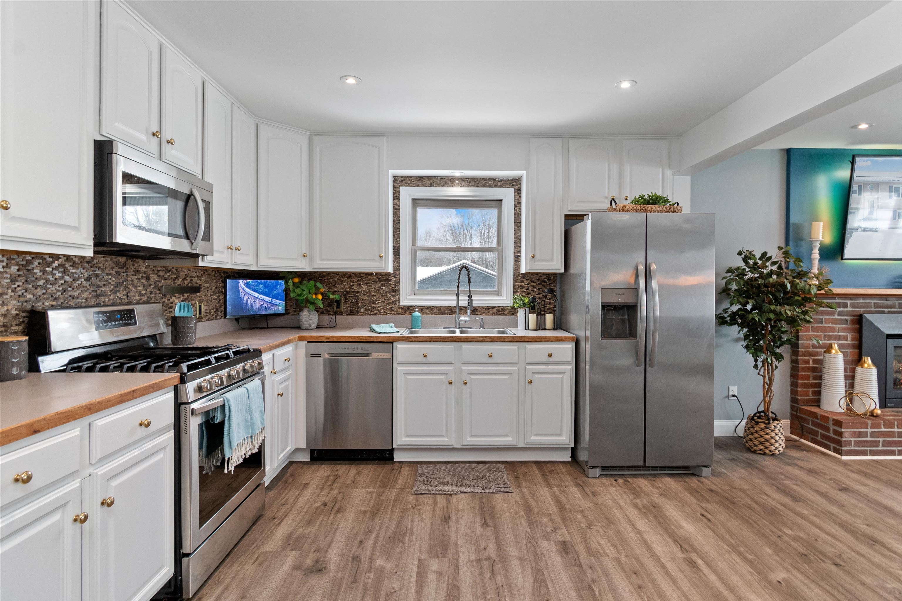 11 Packard Road Jericho, VT 05465 - Photo 9 of 60