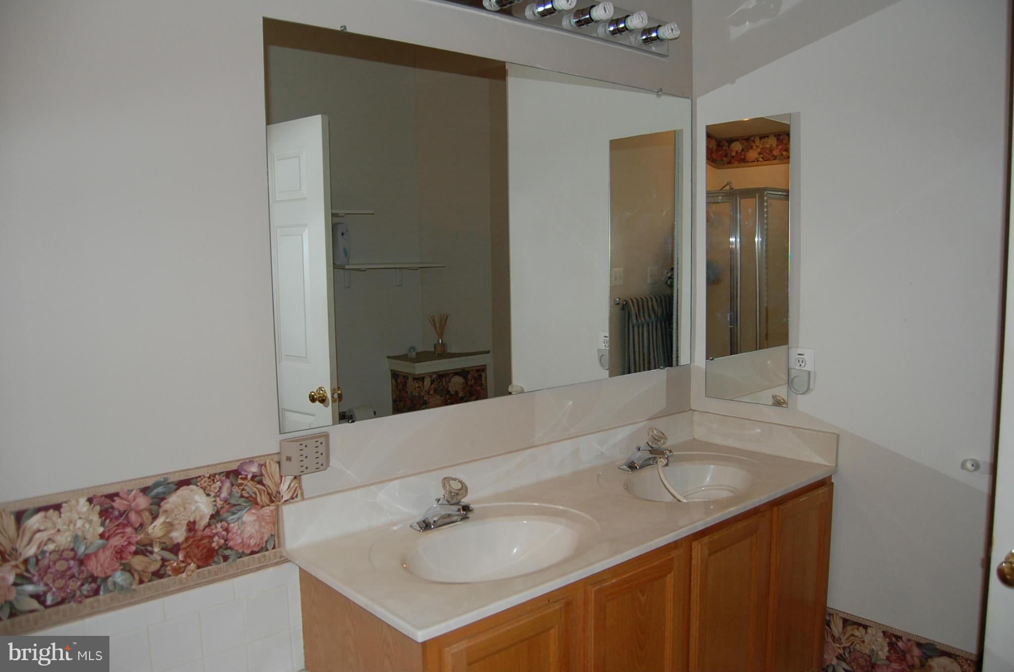 1739 Algonquin Road Frederick, MD 21701 - Photo 16 of 27 Bedroom (Master)