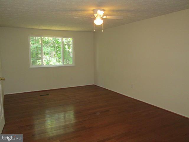 8270 Raindrop Way Springfield, VA 22153 - Photo 25 of 30 Bedroom