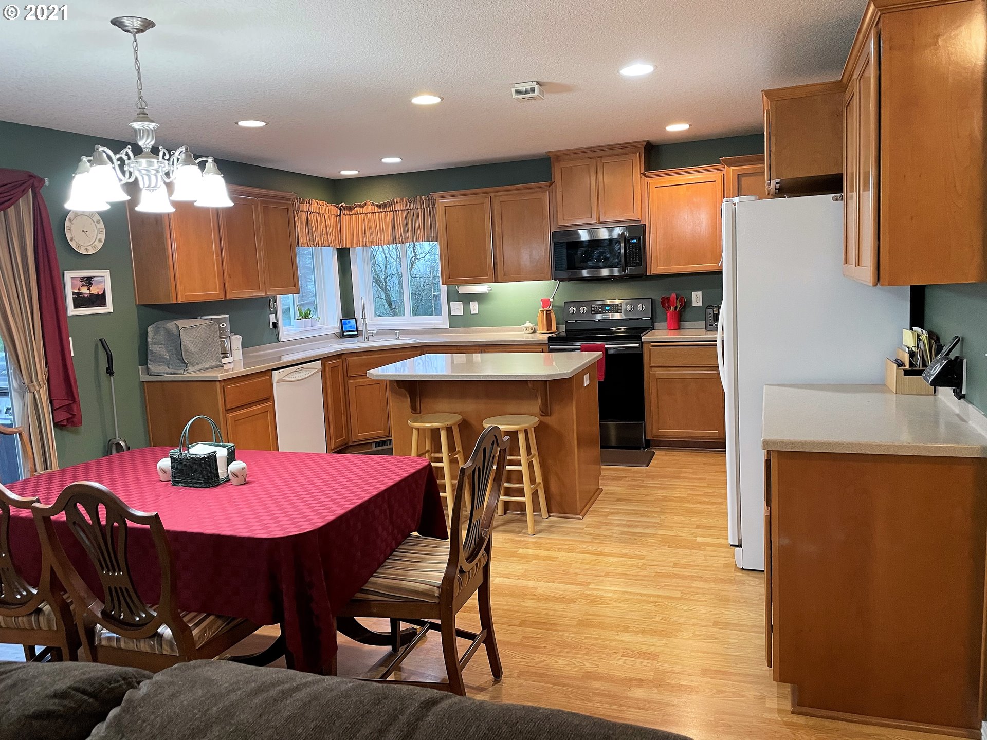 422 Dobbins Road Washougal, WA 98671 - Photo 7 of 32 Gallery Image 7