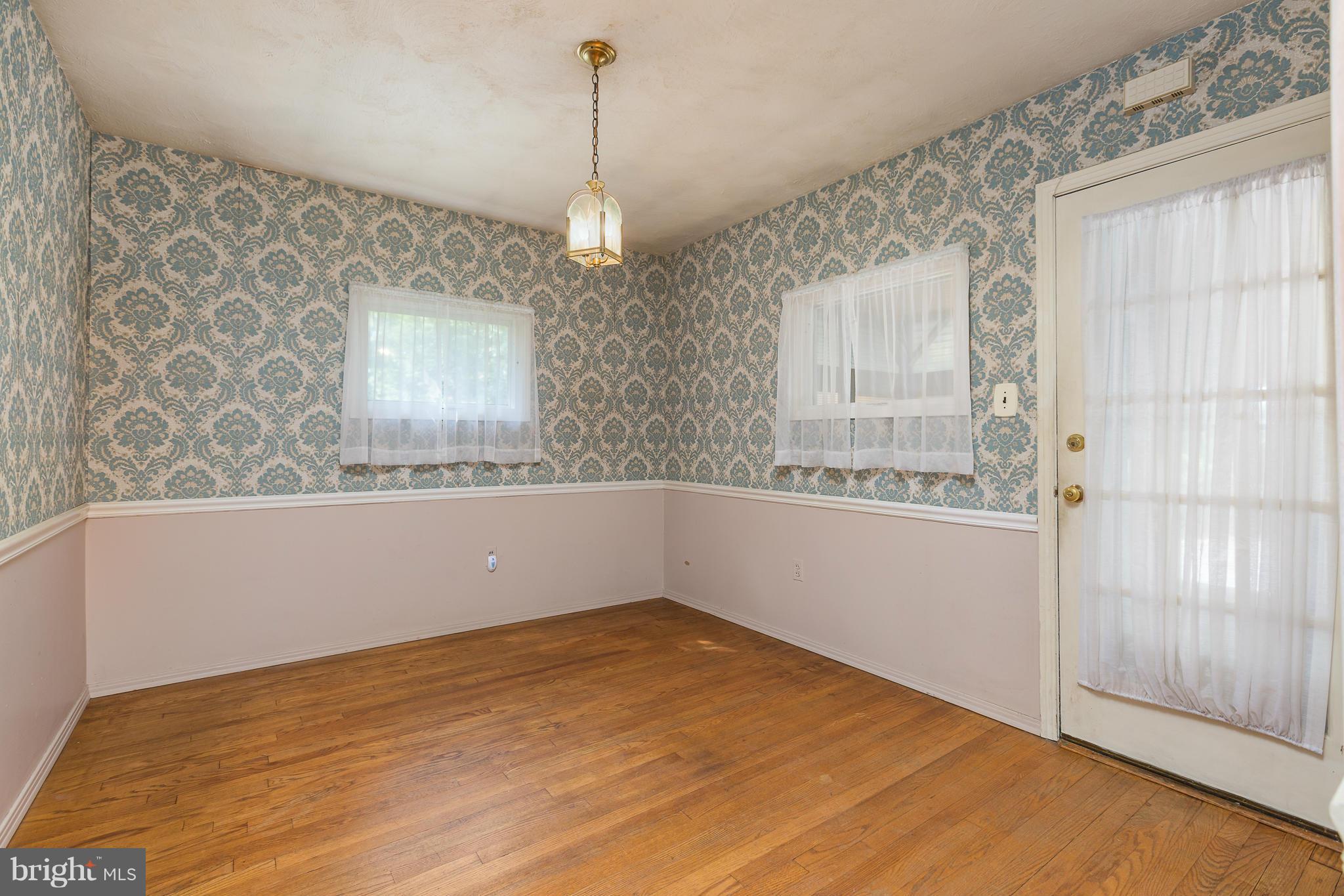 6305 Colchester Road Fairfax, VA 22030 - Photo 8 of 21 Dining Room