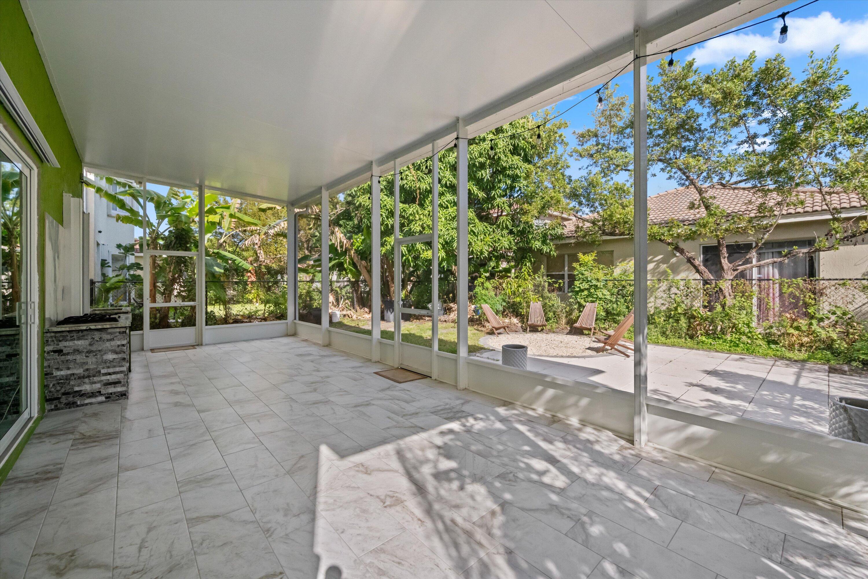 1222 Rose Gate Boulevard Riviera Beach, FL 33404 - Photo 29 of 32 28-DSC_0398