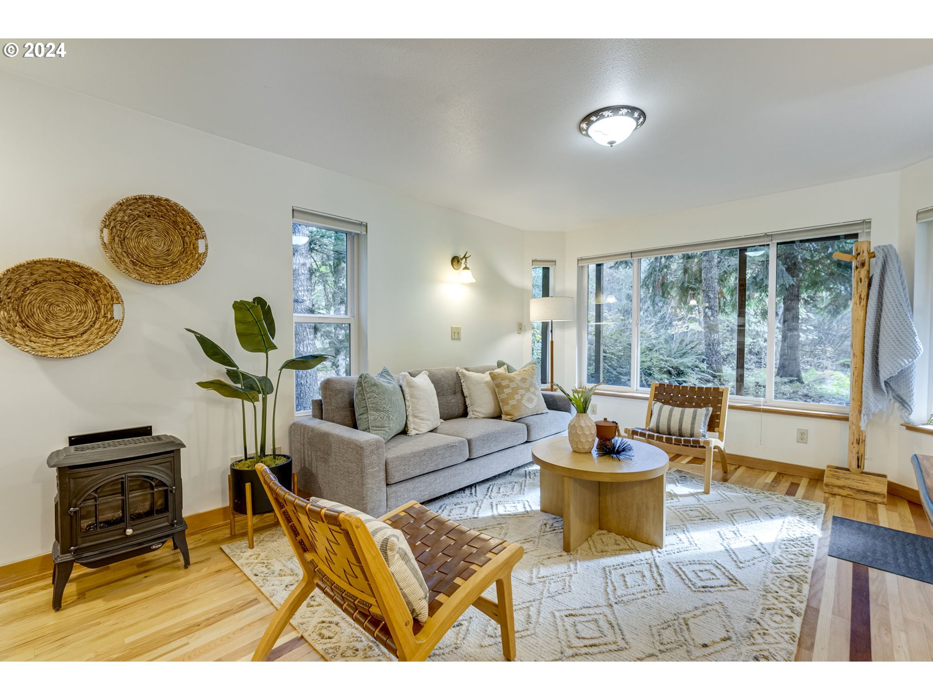 72465 East Smith Loop Rhododendron, OR 97049 - Photo 25 of 48 Gallery Image 25