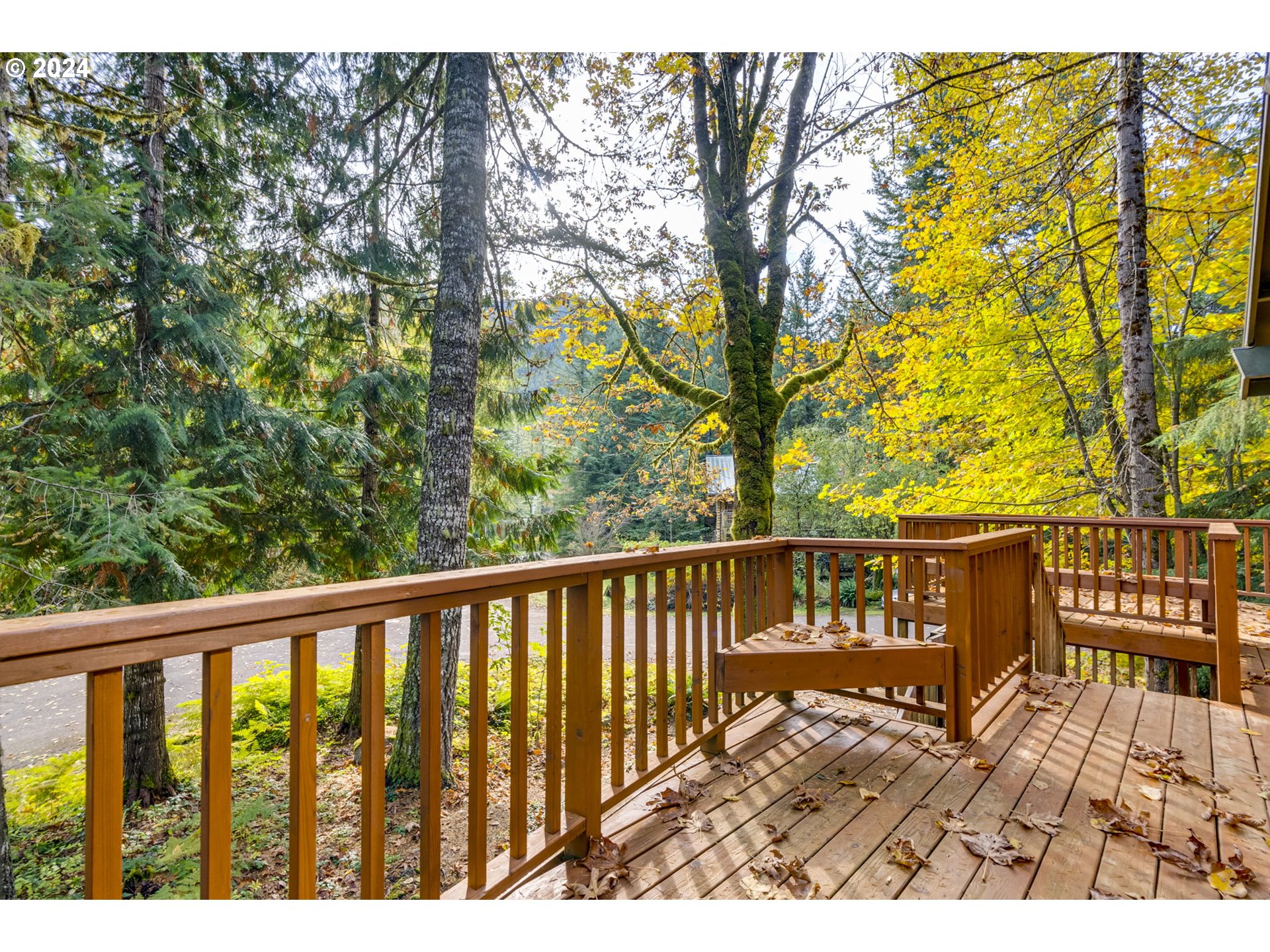 72465 East Smith Loop Rhododendron, OR 97049 - Photo 4 of 48 Gallery Image 4
