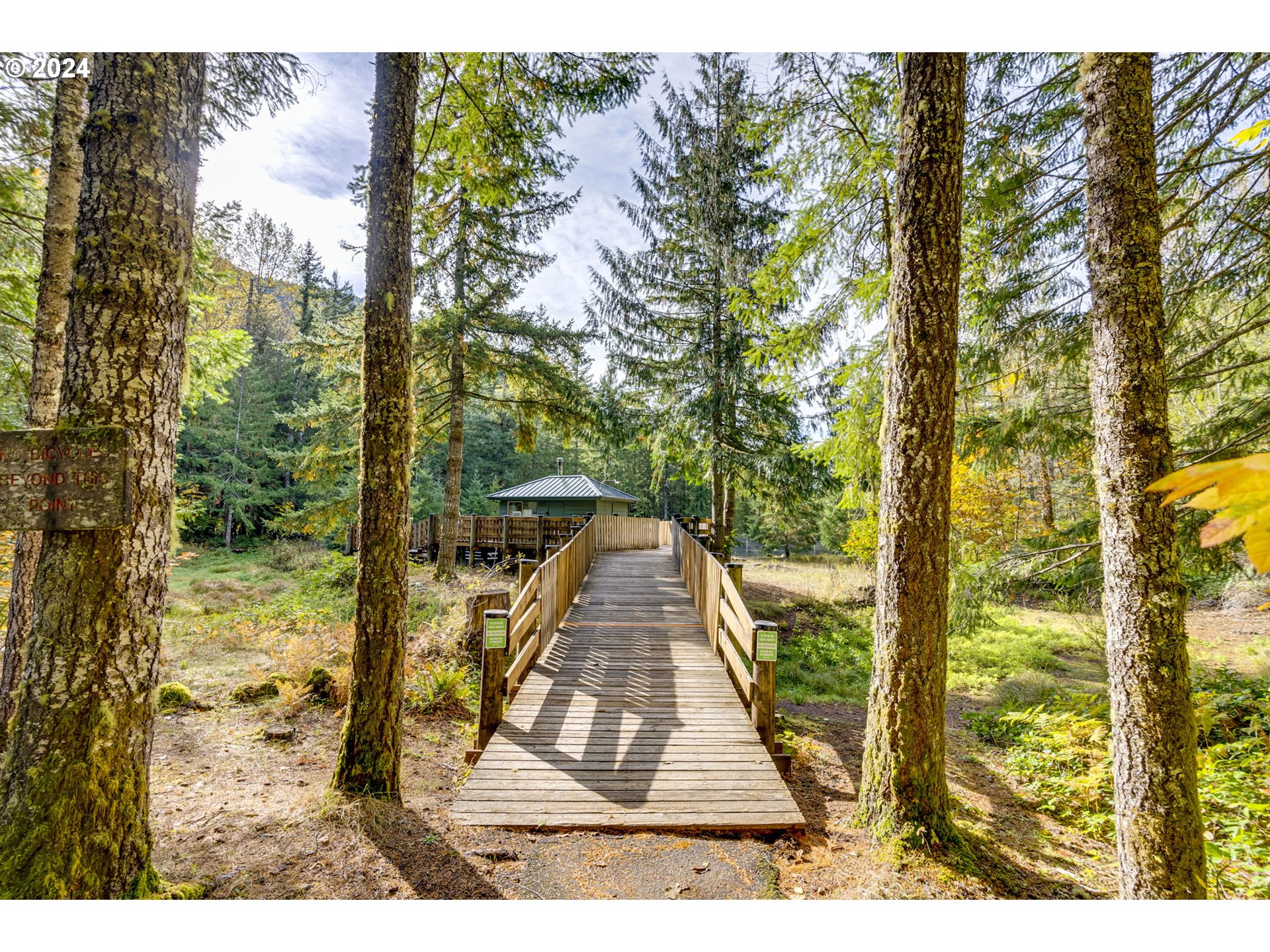 72465 East Smith Loop Rhododendron, OR 97049 - Photo 44 of 48 Gallery Image 44
