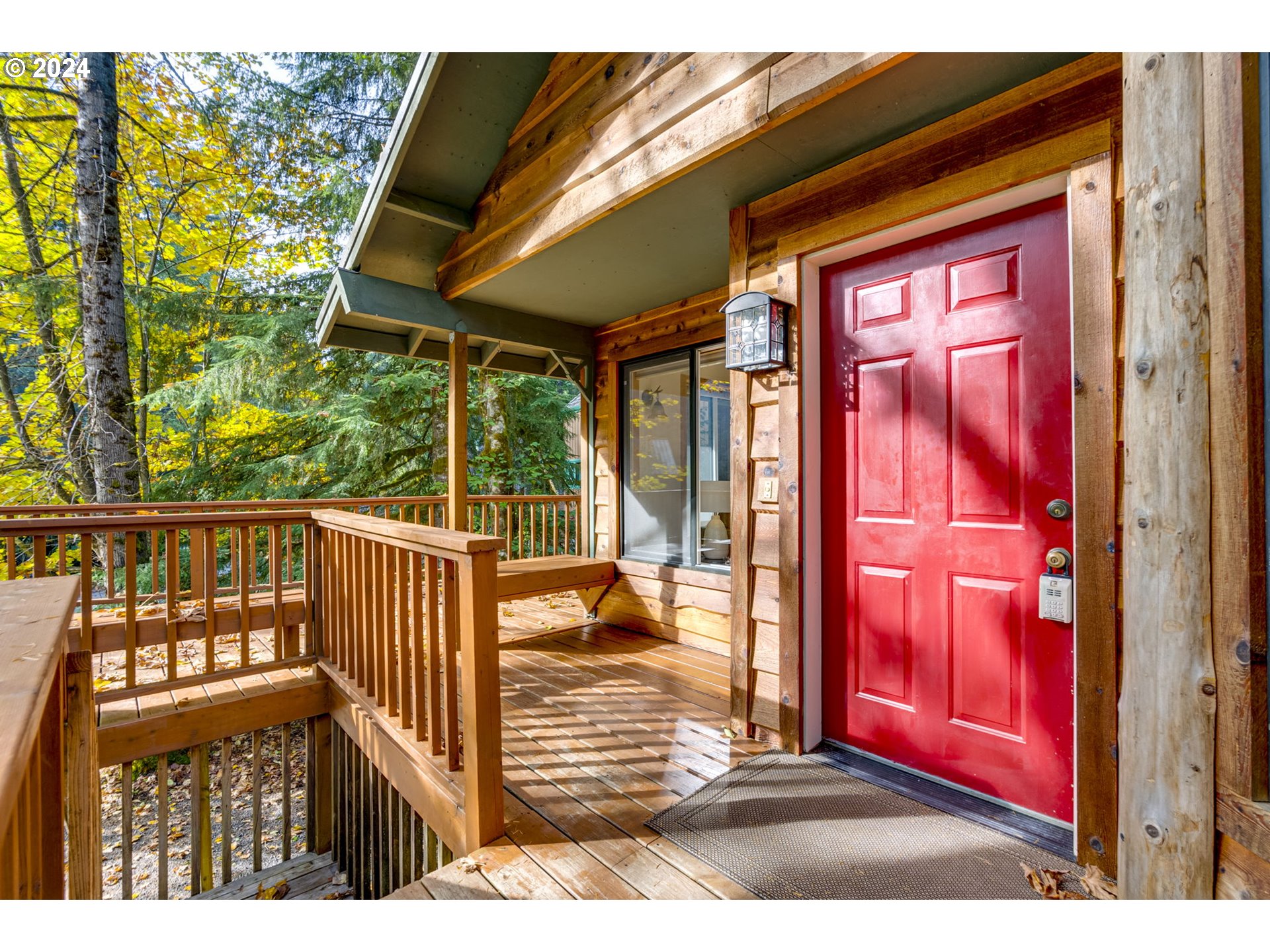 72465 East Smith Loop Rhododendron, OR 97049 - Photo 6 of 48 Gallery Image 6