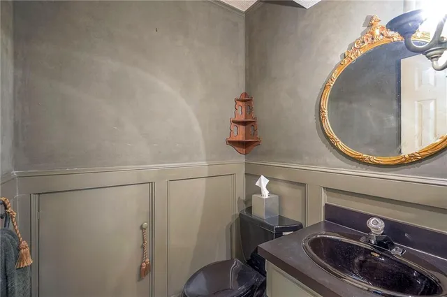 $200,000 | 12441 Charlotte Street, Kansas City, MO 64146