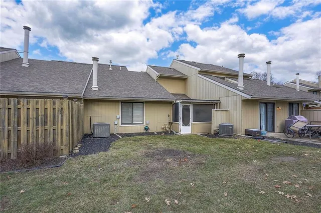 $200,000 | 12441 Charlotte Street, Kansas City, MO 64146