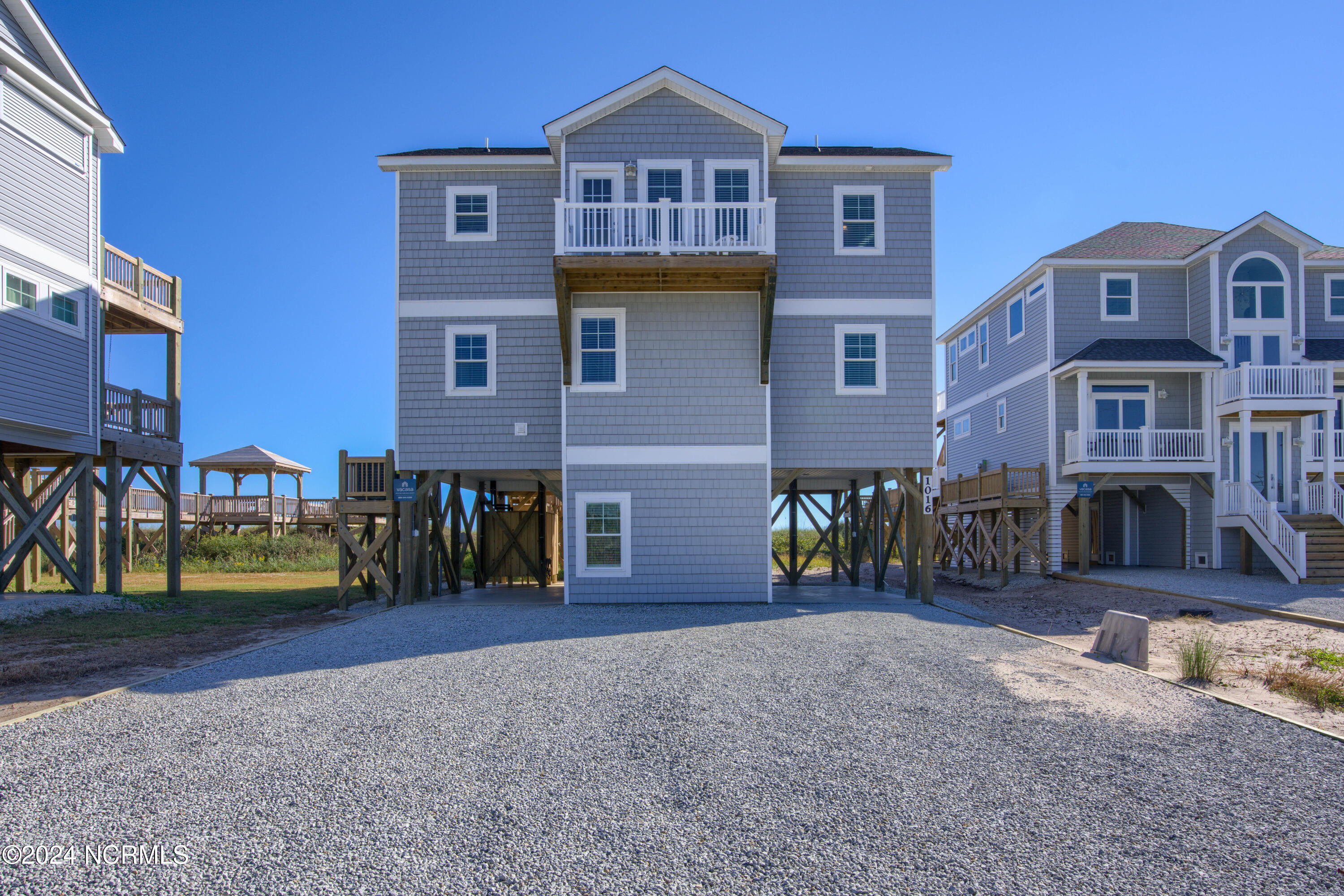 1016 New River Inlet Road North Topsail Beach, NC 28460 - Photo 6 of 51 1016 New River Inlet Road - Exterior - E