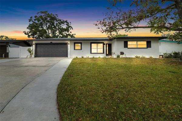 $2,700 | 1966 Sandra Drive, Clearwater, FL 33764