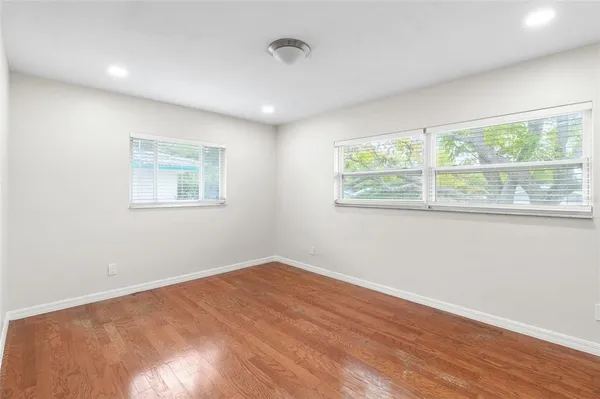 $2,700 | 1966 Sandra Drive, Clearwater, FL 33764