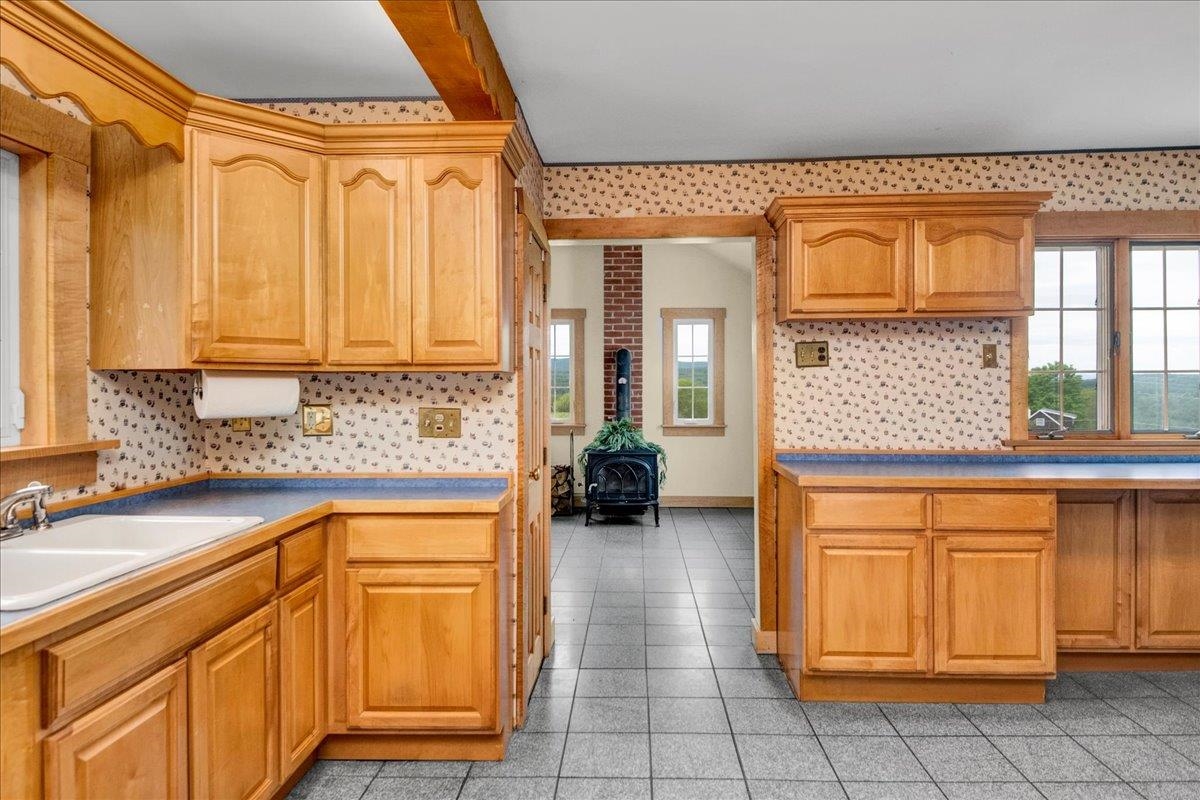 64 Peloquin Road Barre Town, VT 05654 - Photo 7 of 49