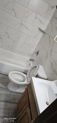 $2,000 | 52 Irvine Turner Boulevard, Unit 4, Newark, NJ 07103