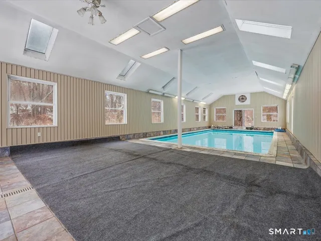 $549,900 | 18 Lea Road, North Branford, CT 06471