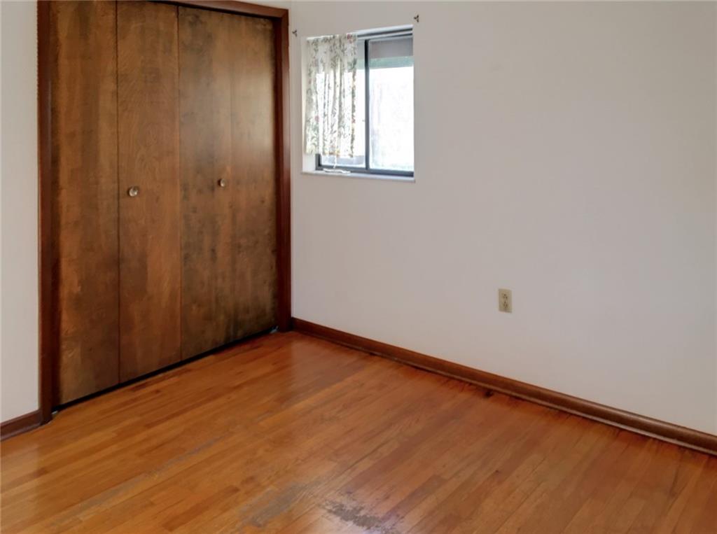 508 Kerrwood Road Pittsburgh, PA 15215 - Photo 13 of 18 BEDROOM