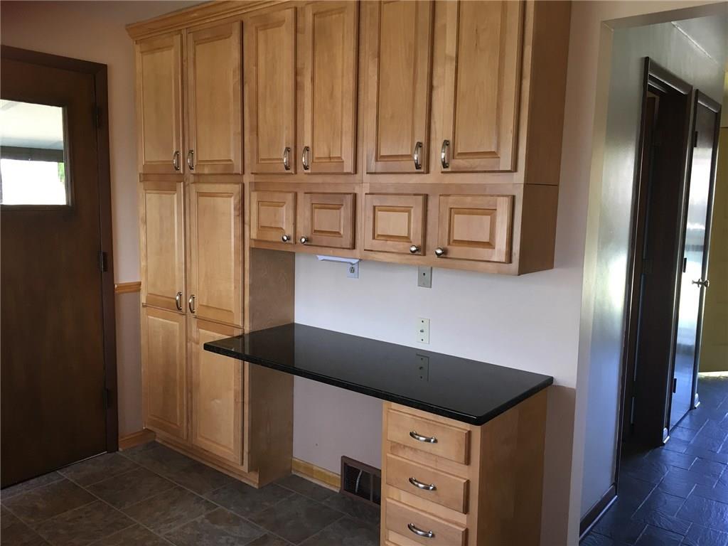 508 Kerrwood Road Pittsburgh, PA 15215 - Photo 5 of 18 Gallery Image 5